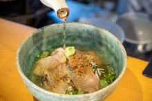 画像をギャラリービューアに読み込む, 大将の八方出汁【まかないチャレンジ!オリジナル】